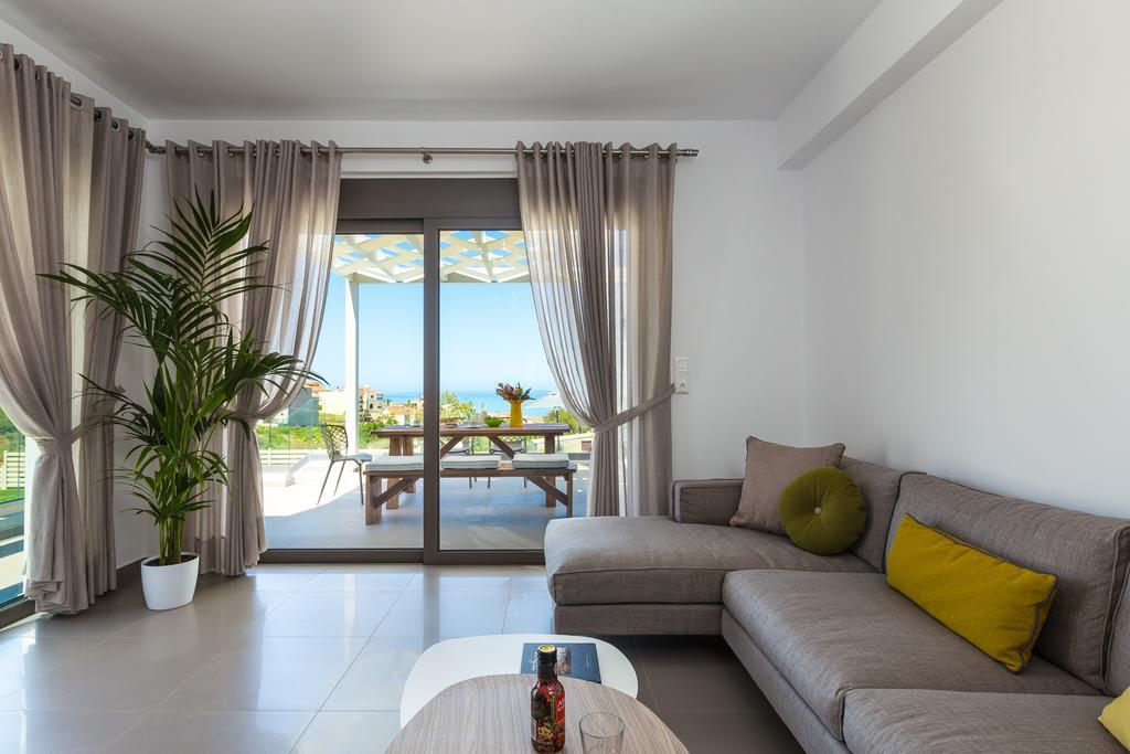 Eolia Iconic Villa, Walking Distance To The Beach, By Thinkvilla Panormos  Bagian luar foto