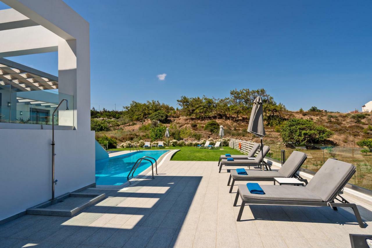 Eolia Iconic Villa, Walking Distance To The Beach, By Thinkvilla Panormos  Bagian luar foto